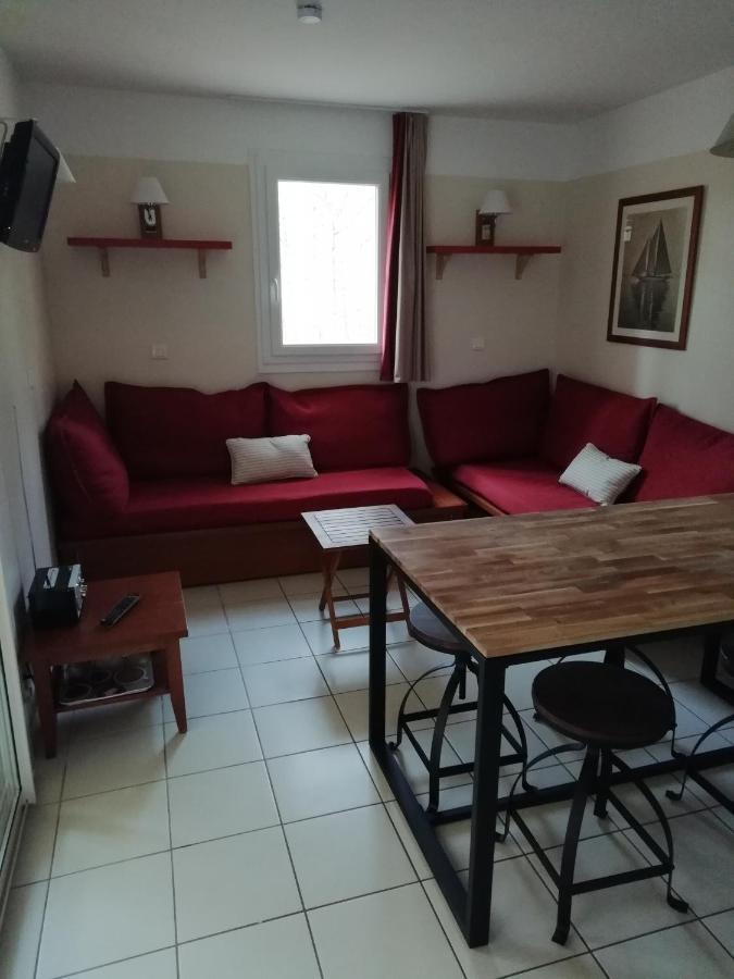 Les Grands Pins Apartment Carcans Bagian luar foto