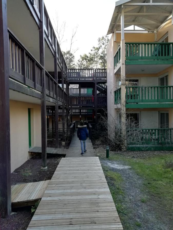 Les Grands Pins Apartment Carcans Bagian luar foto