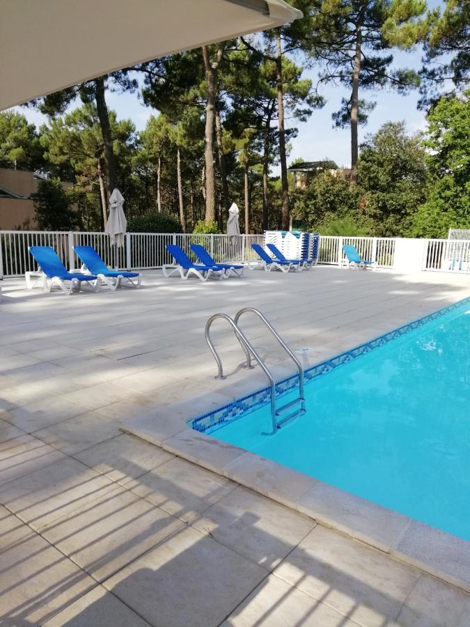 Les Grands Pins Apartment Carcans Bagian luar foto