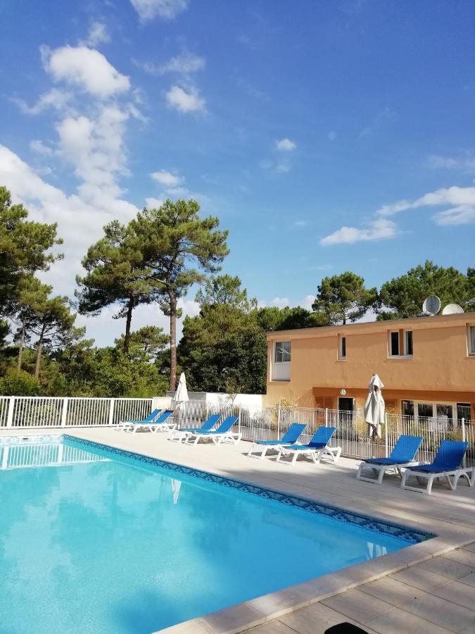 Les Grands Pins Apartment Carcans Bagian luar foto